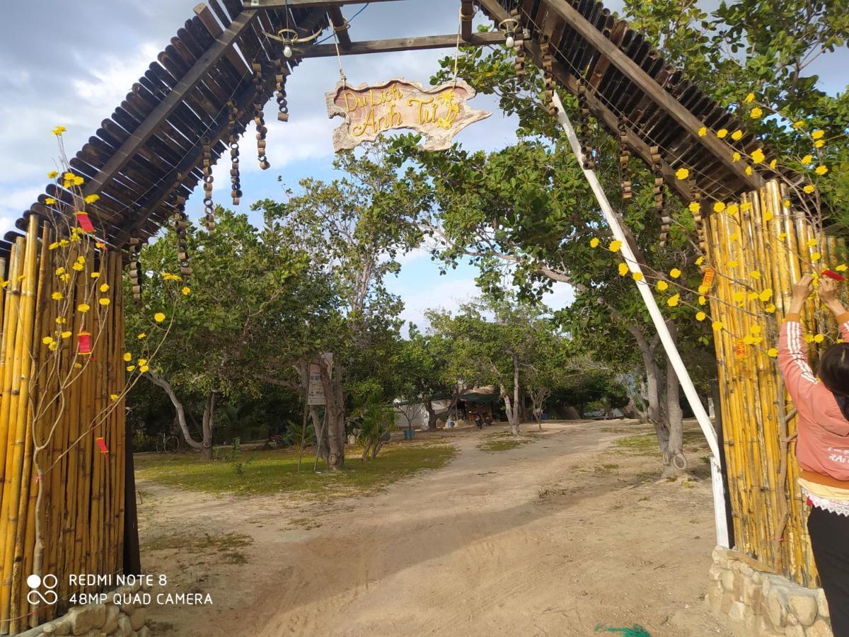 ホテル The Sunrise Anh Tu カムラン エクステリア 写真